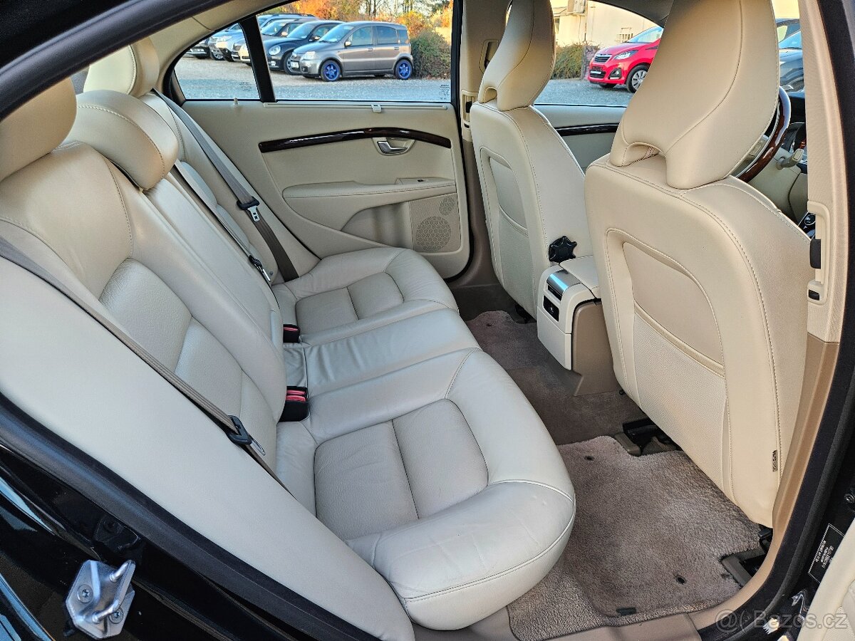 VOLVO S80 2.0 D4 120KW 5VÁLEC 2014 AUTOMAT - 17