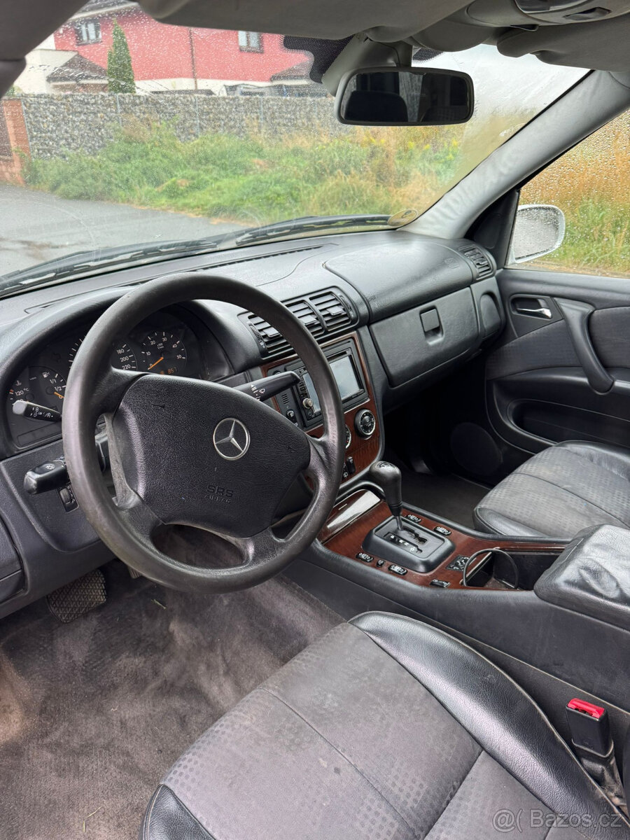 Mercedes-Benz ML 270 CDI, r.v. 2004 - 17