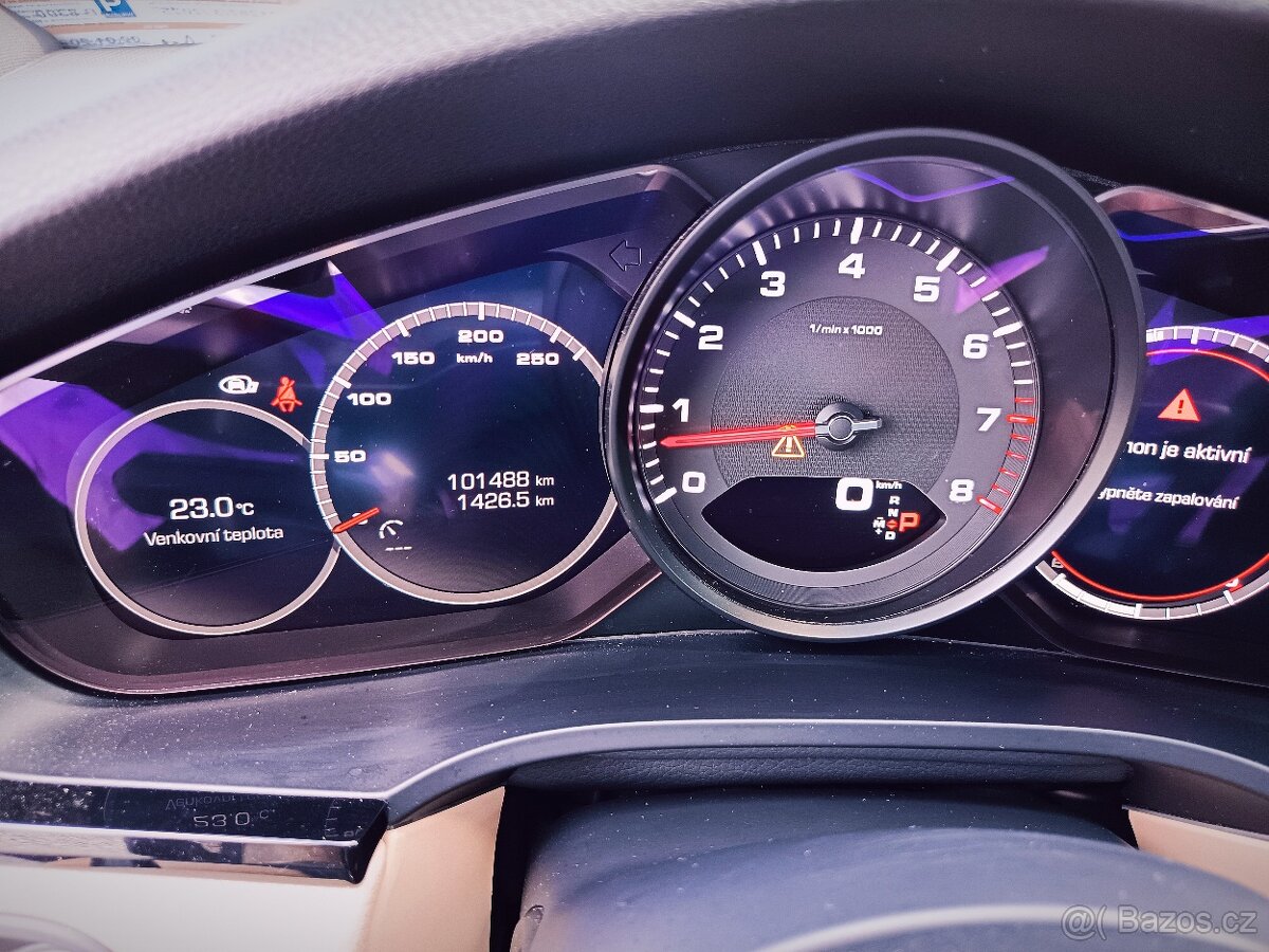 PORSCHE Cayenne 3,0i V6 Elll ČR - 17