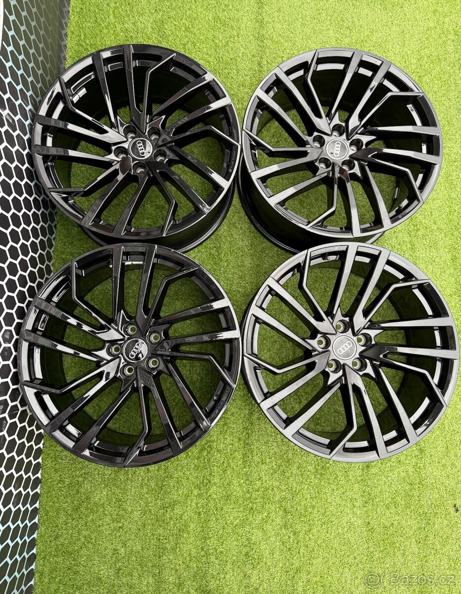 AUDI RS5/RS4 - ORIGINÁLNÍ SADA R20 - 17