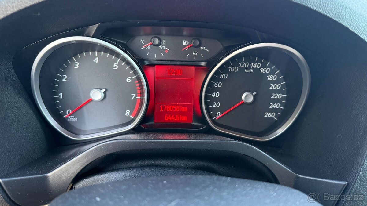 Ford Galaxy 2.0 EcoBoost 149kW – 7 míst - 17