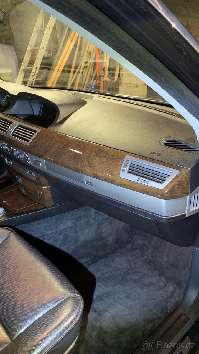 Bmw 7 series E65 - 17