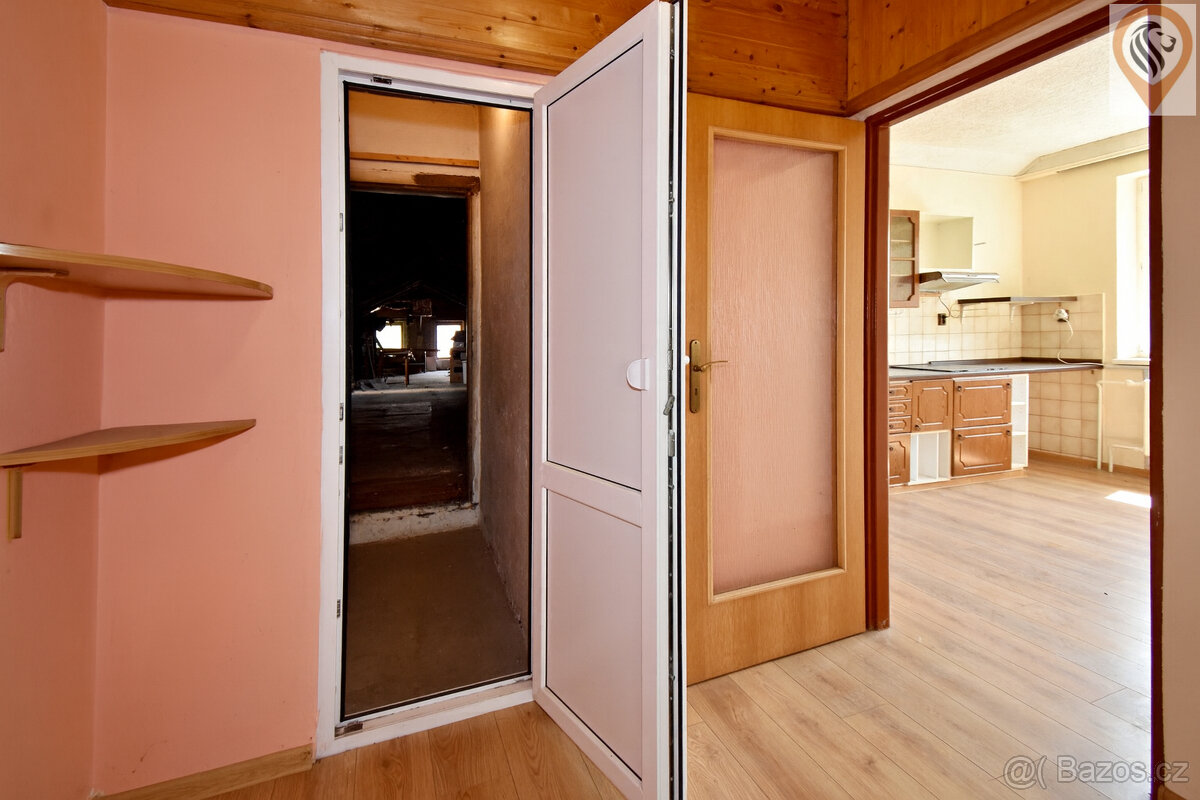 Víceúčelový dům s bytem 5+1 a prostory k podnikání – Šenov u - 17