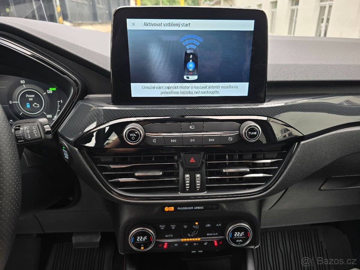 Ford KUGA 2,5 140kW 4x4 AWD ST-LINE 2021 ČR FullLED NAVI DPH - 17