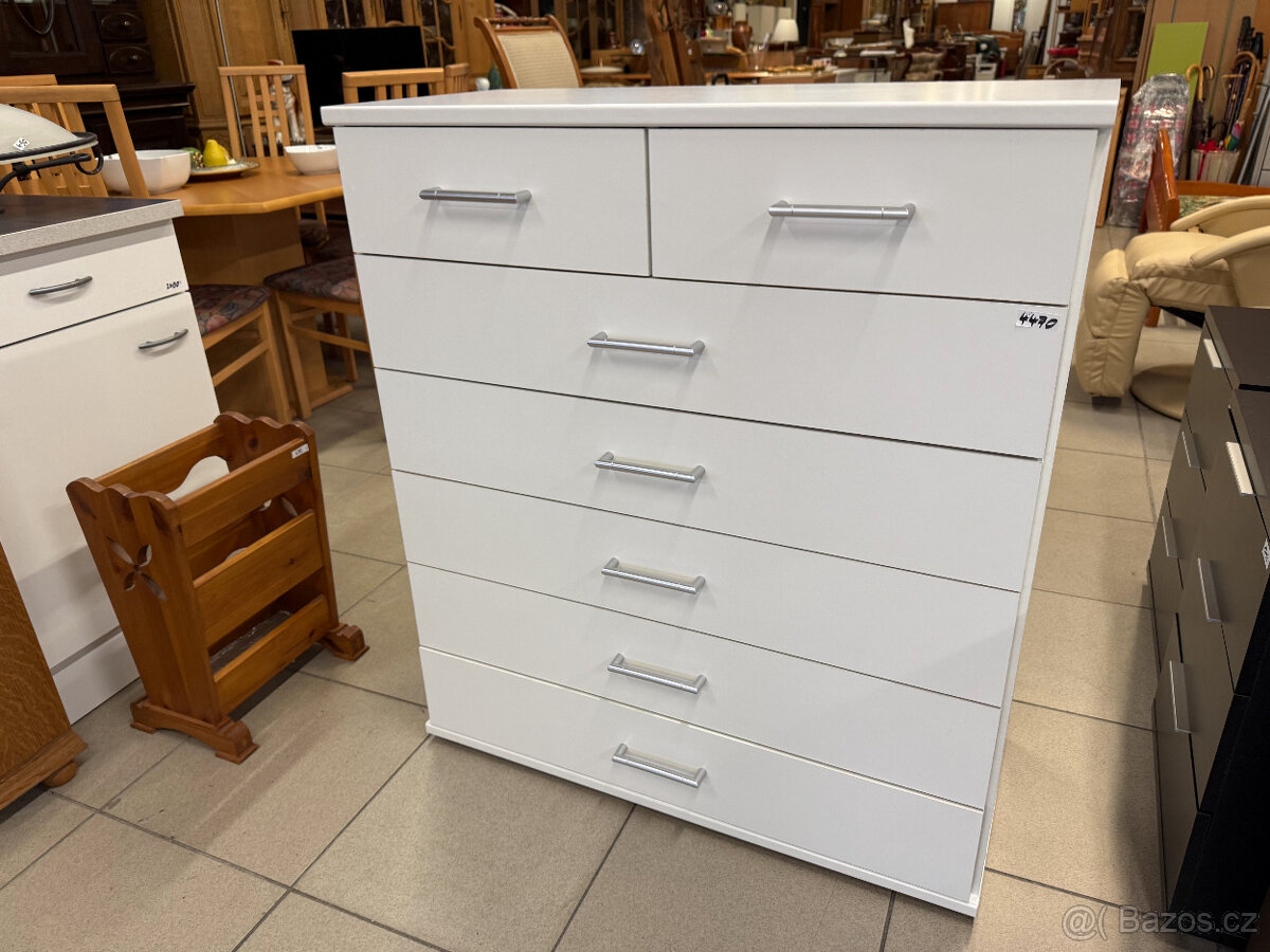 Nová Německá šuplíková komoda - 17