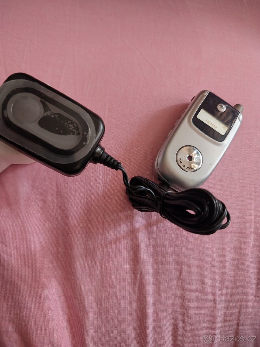Motorola v220 zánovní - 17
