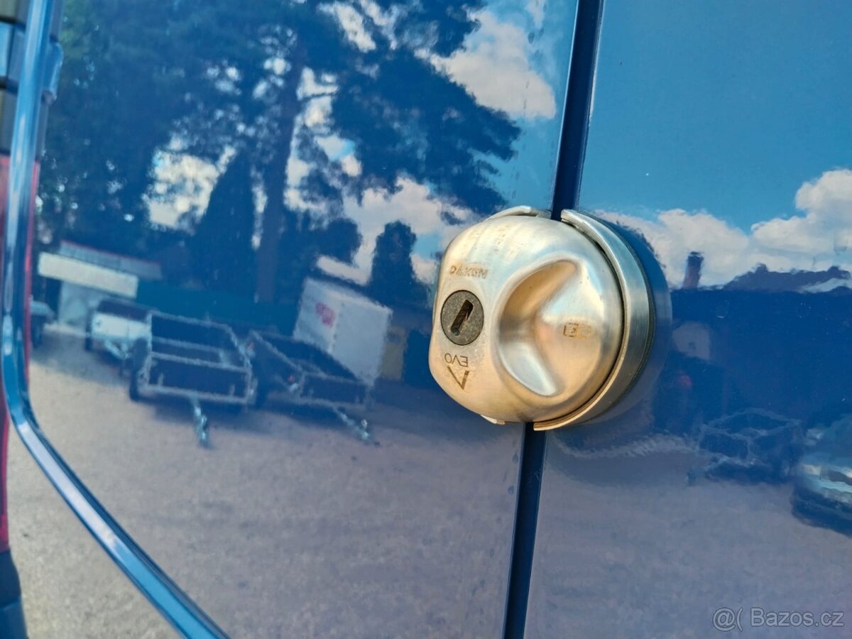 Renault Trafic 1,6dci,89kw,klima,2017,málo nájeto,dolozeno - 17