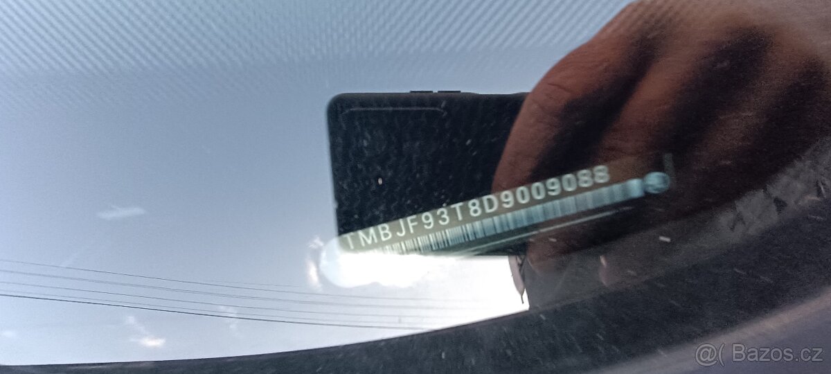 Škoda Superb combi 2.0 TDi, DSG, Laurin Klement - 17