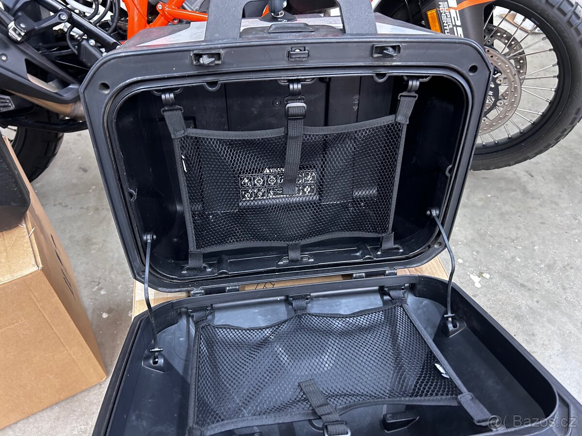 KTM 1290 super ad. R 2020 - 17