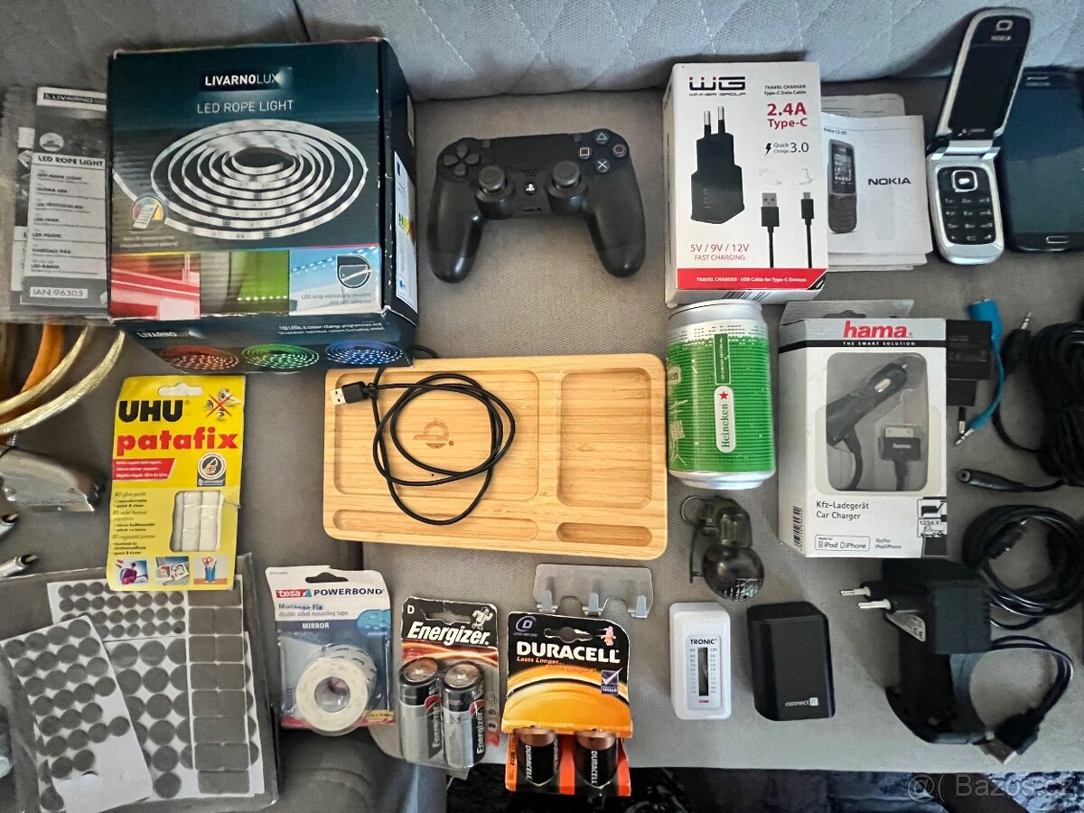 Směs věcí, hlavně elektro - 17