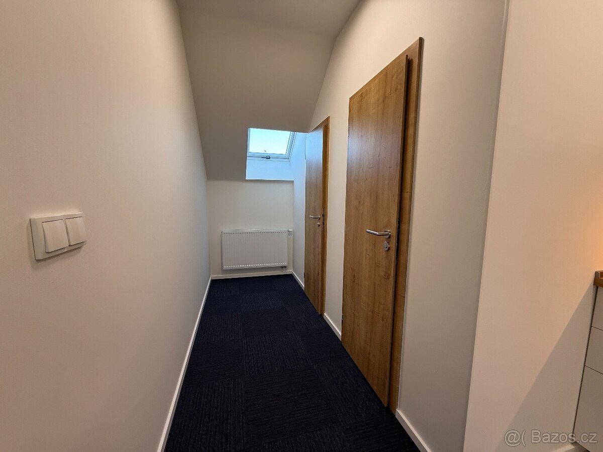 PRONÁJEM NOVĚ VYBUDOVANÉ KANCELÁŘE O CP 14,40 M2, BRNO - 17