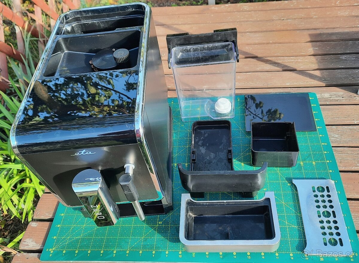 ETA NERO plnoautomatický černý kávovar – 66% sleva - 17