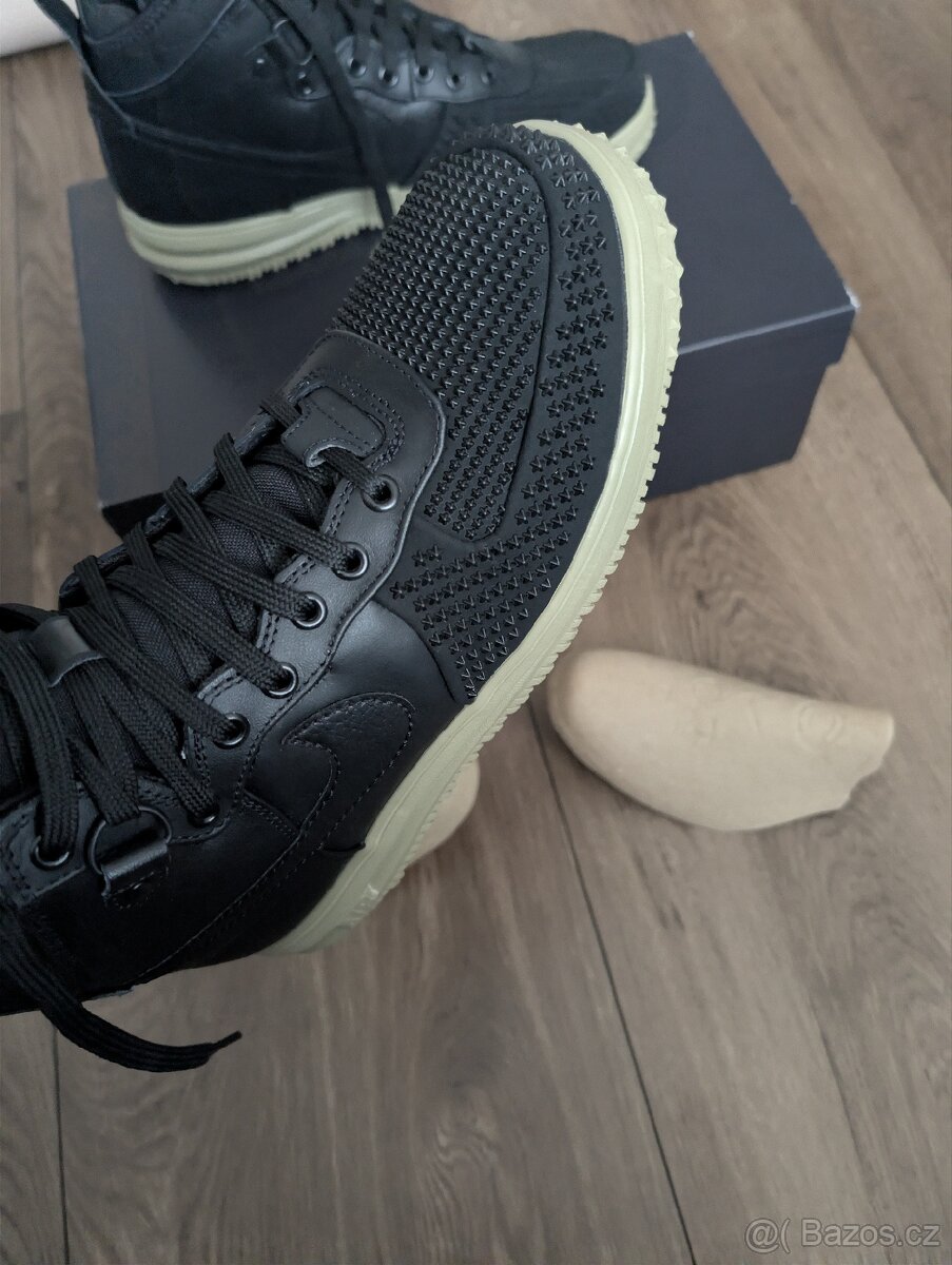 Nike Lunar Force 1 Duckboot velikost EUR 44 - 17