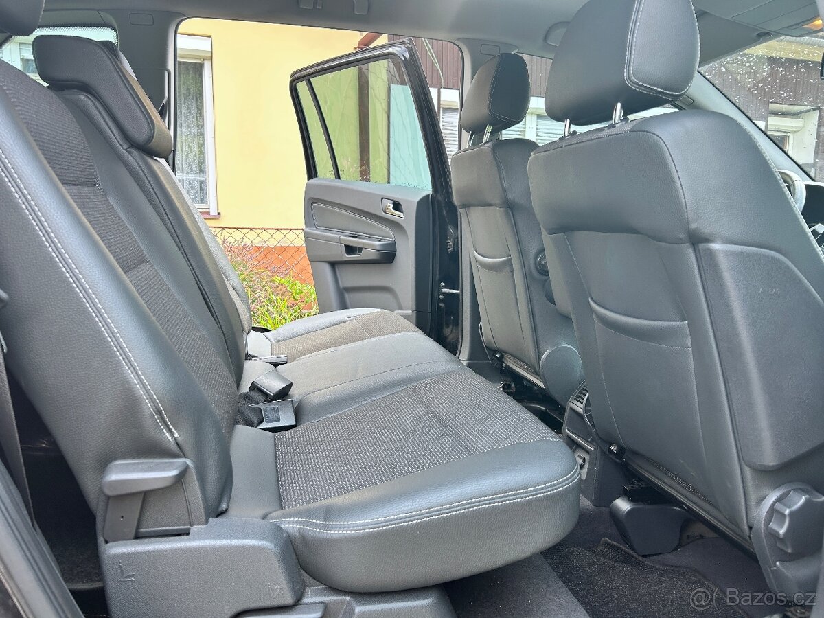 Opel Zafira B 1,8 103 kW, xenony, 253.000 km, černá - 17