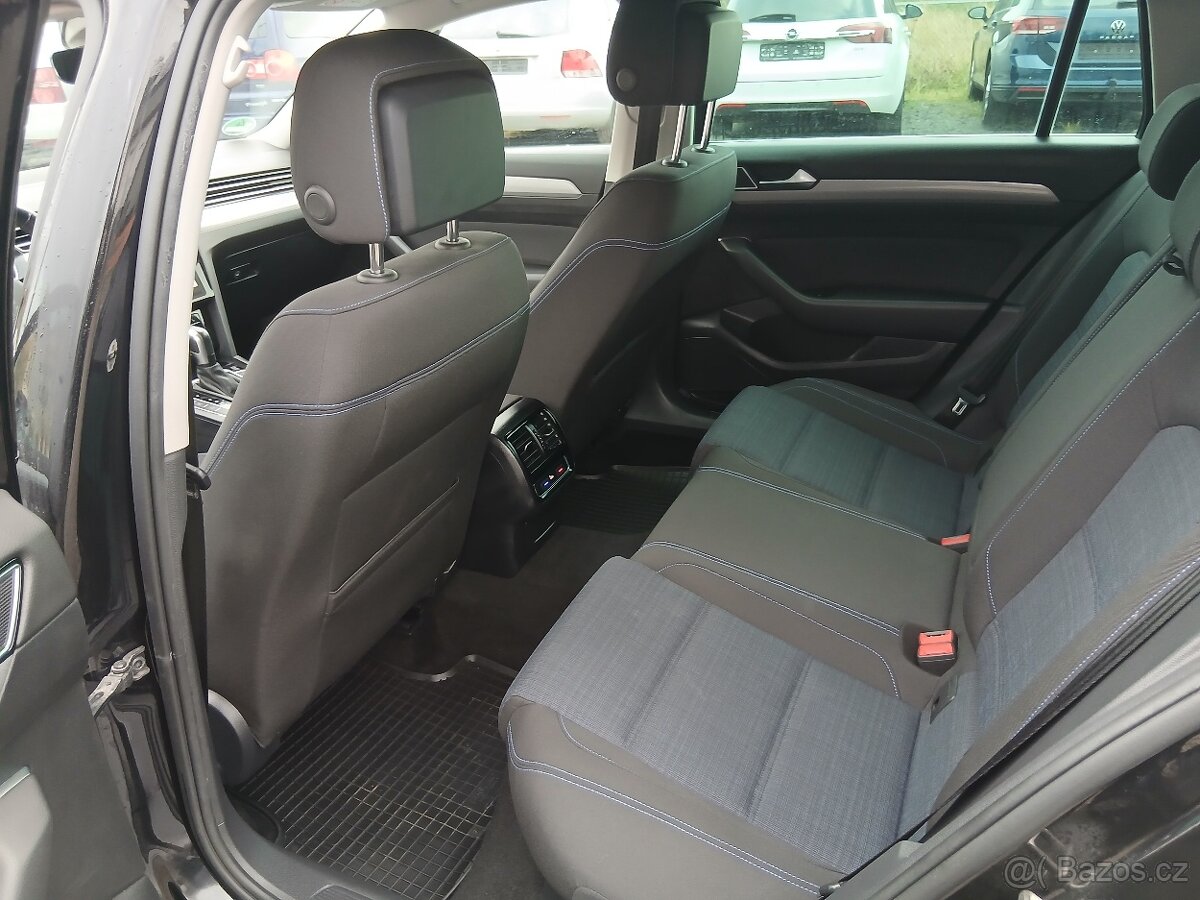 VW Passat, GTE Plug-in hybrid, r.v. 2021 - 17