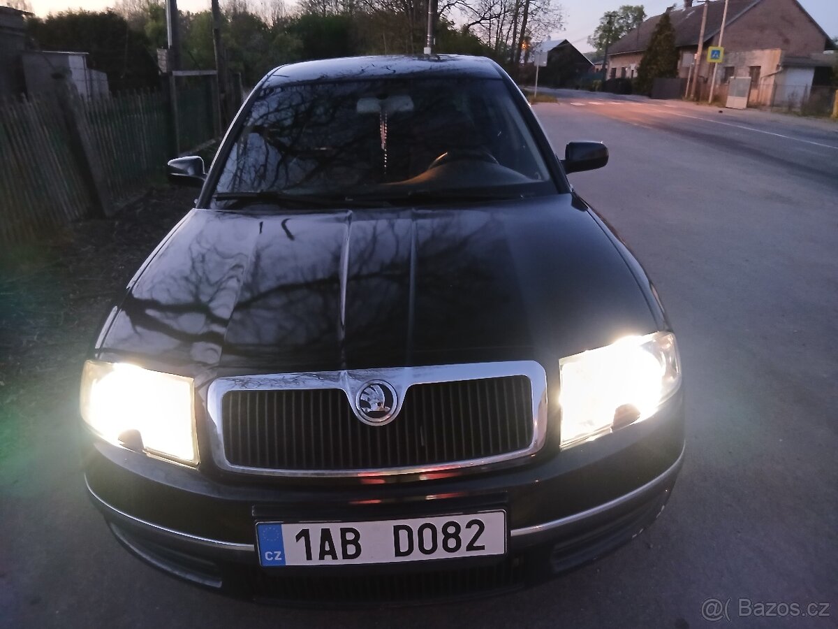 Škoda superb - 17