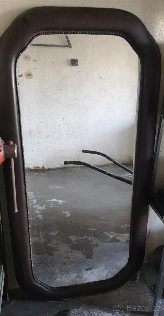 Nábytek-skříňky, komoda, stolek pod TV,...prac. ponk,a jiné - 17