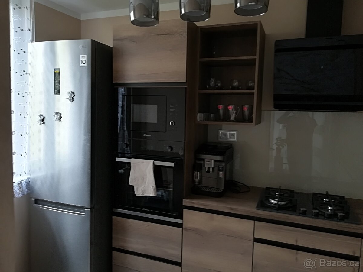 Prodej bytů 2 + 1 - 17