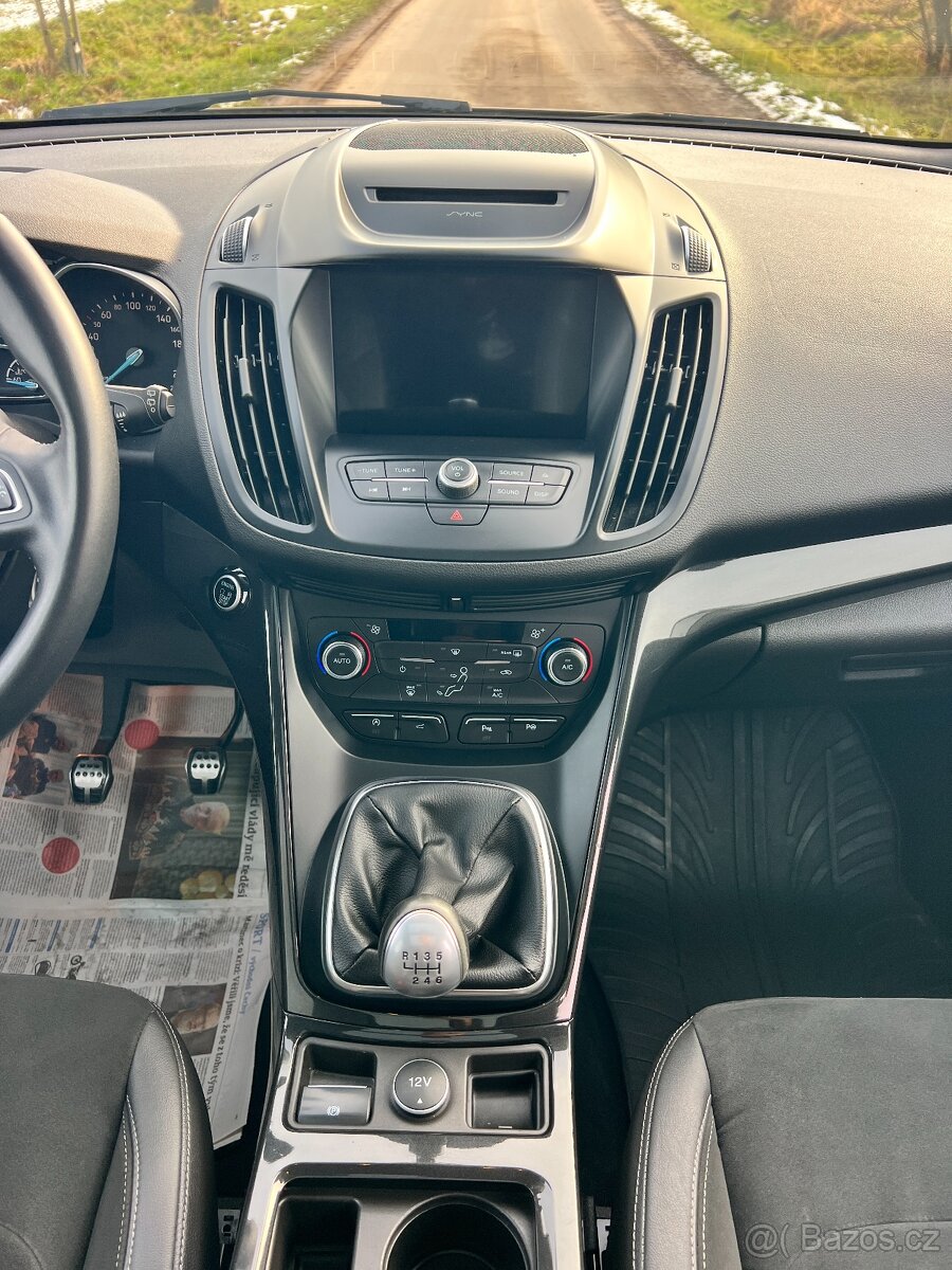 ► FORD KUGA 2.0TDI 110KW 4x4 AWD ST LINE LED-PANO-KAMERA 18 - 17