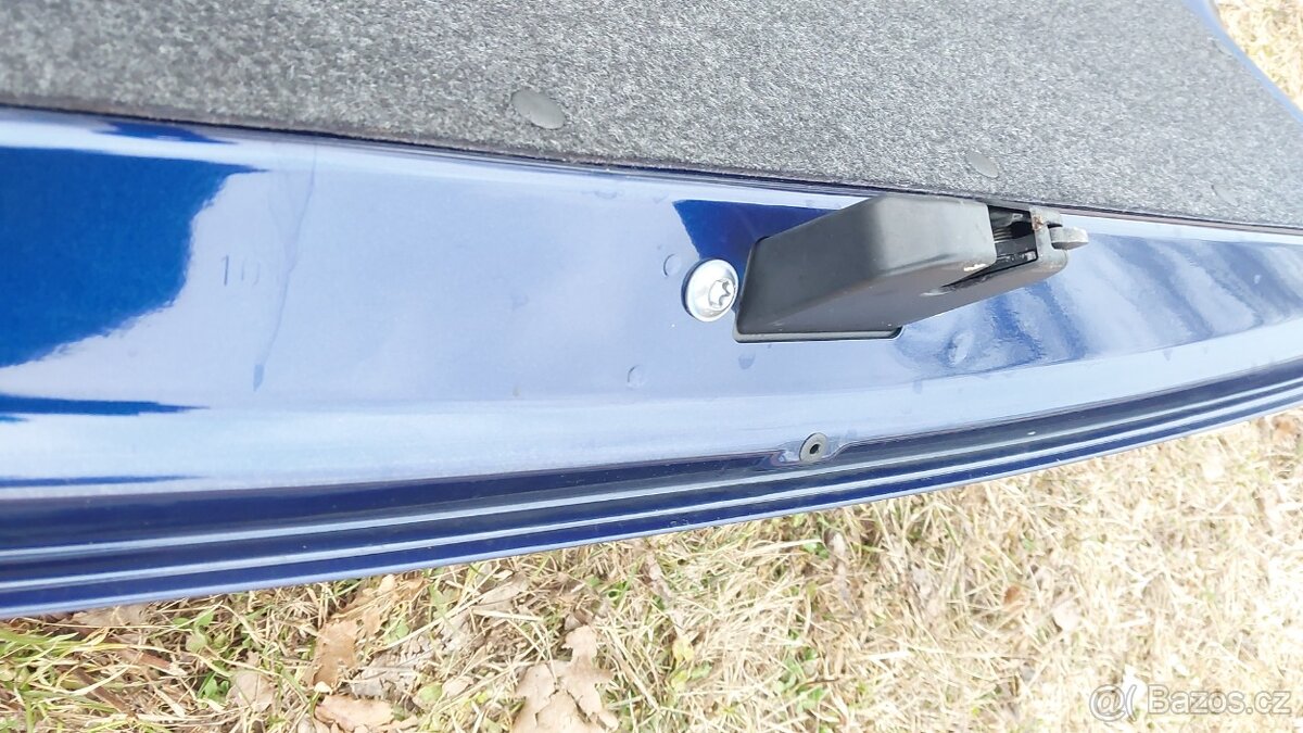 ŠKODA FABIA 2 – DVEŘE KUFRU MODRÉ 5dv. - 17