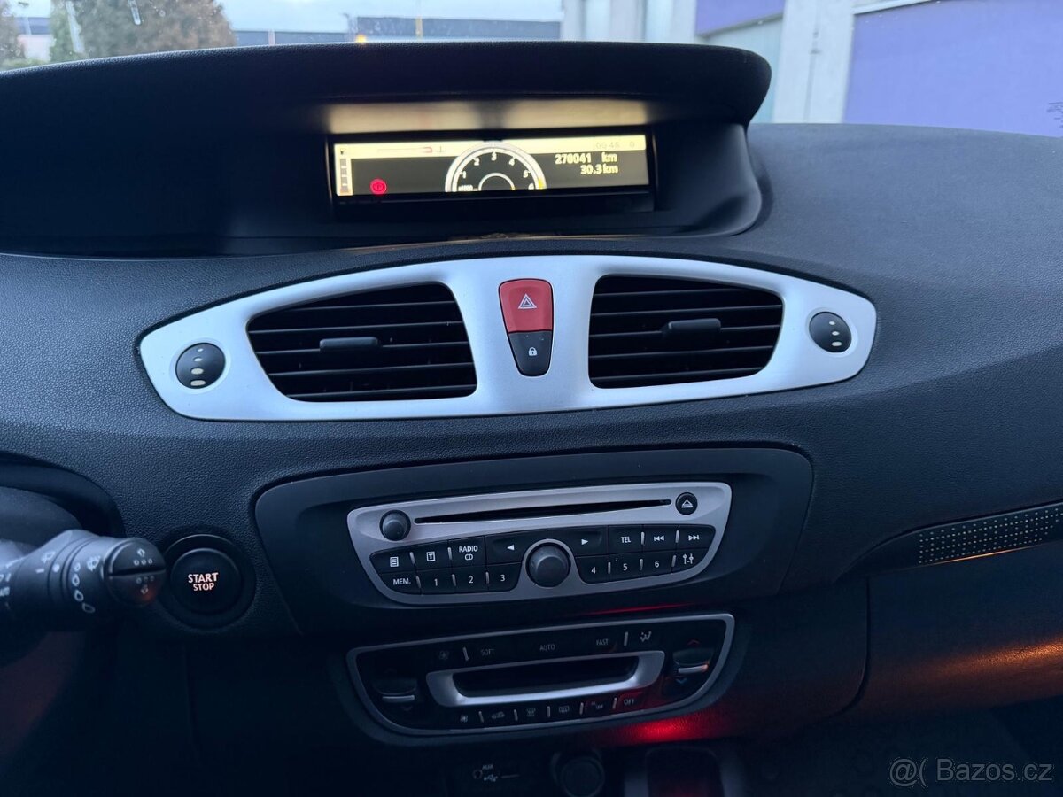 Renault Scenic 2,0 dCi 1.maj.servis.kn.ČR - 17