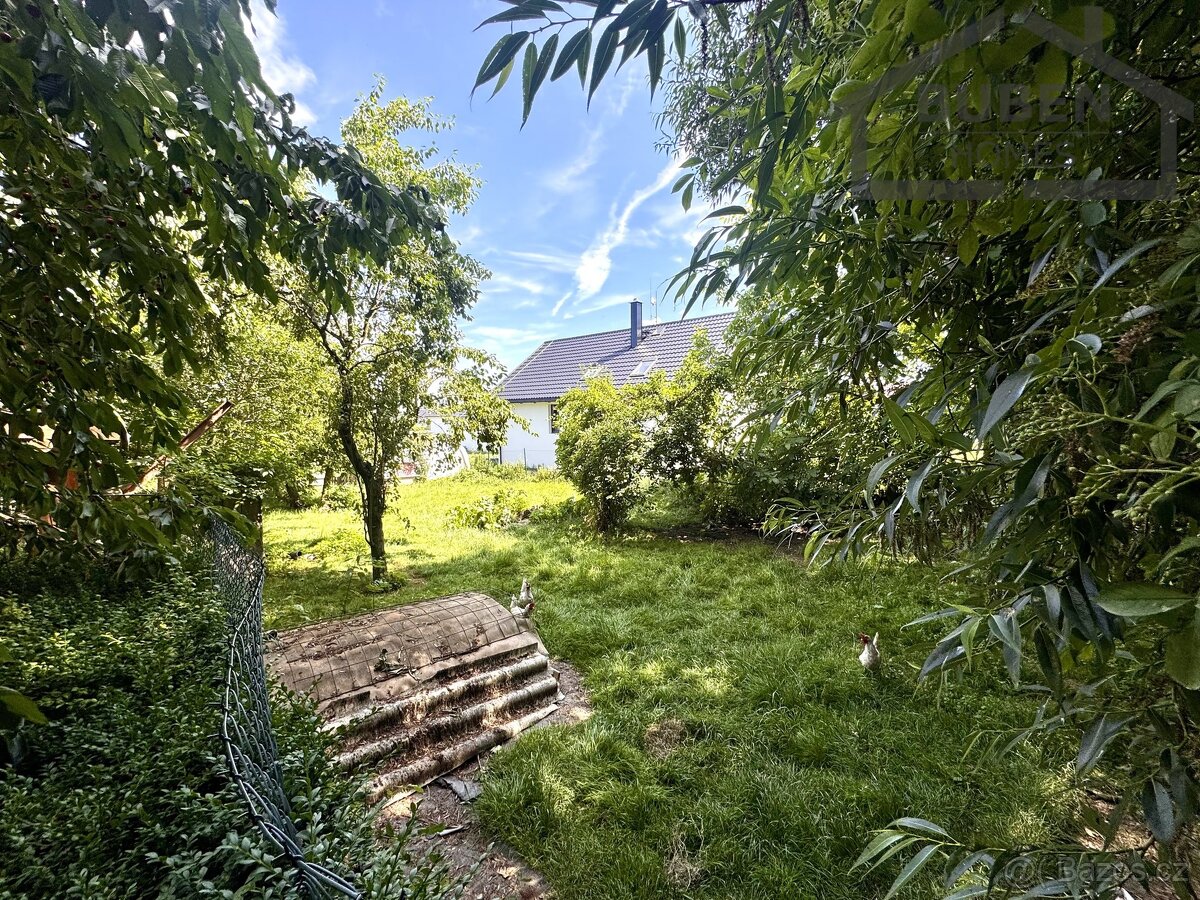 Bytová jednotka v RD s kolnou, skleníkem a zahradou 720 m² - 17