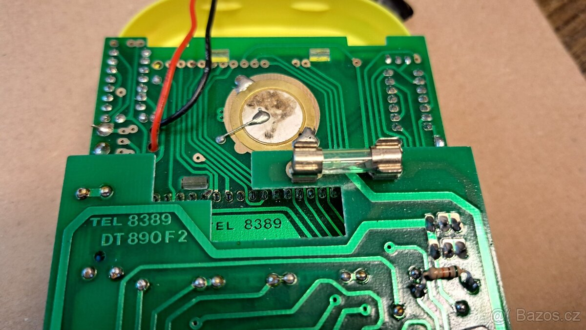 Sbírkový multimetr TENICA (Zhenxing) DT-890 (1990) - 17