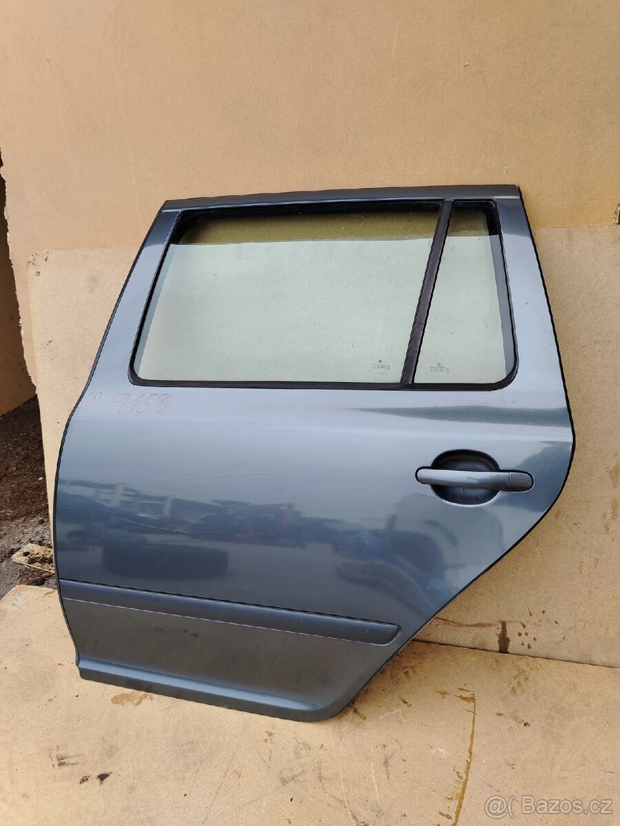 Boční dveře Škoda Octavia 2 kombi - 17