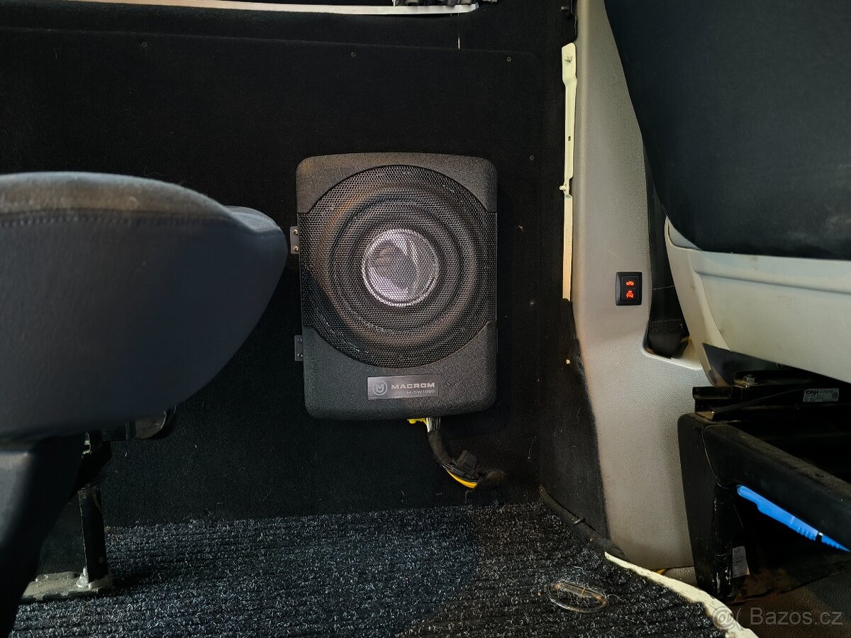 VW Transporter T5 _ Prestavba na T6 - 17