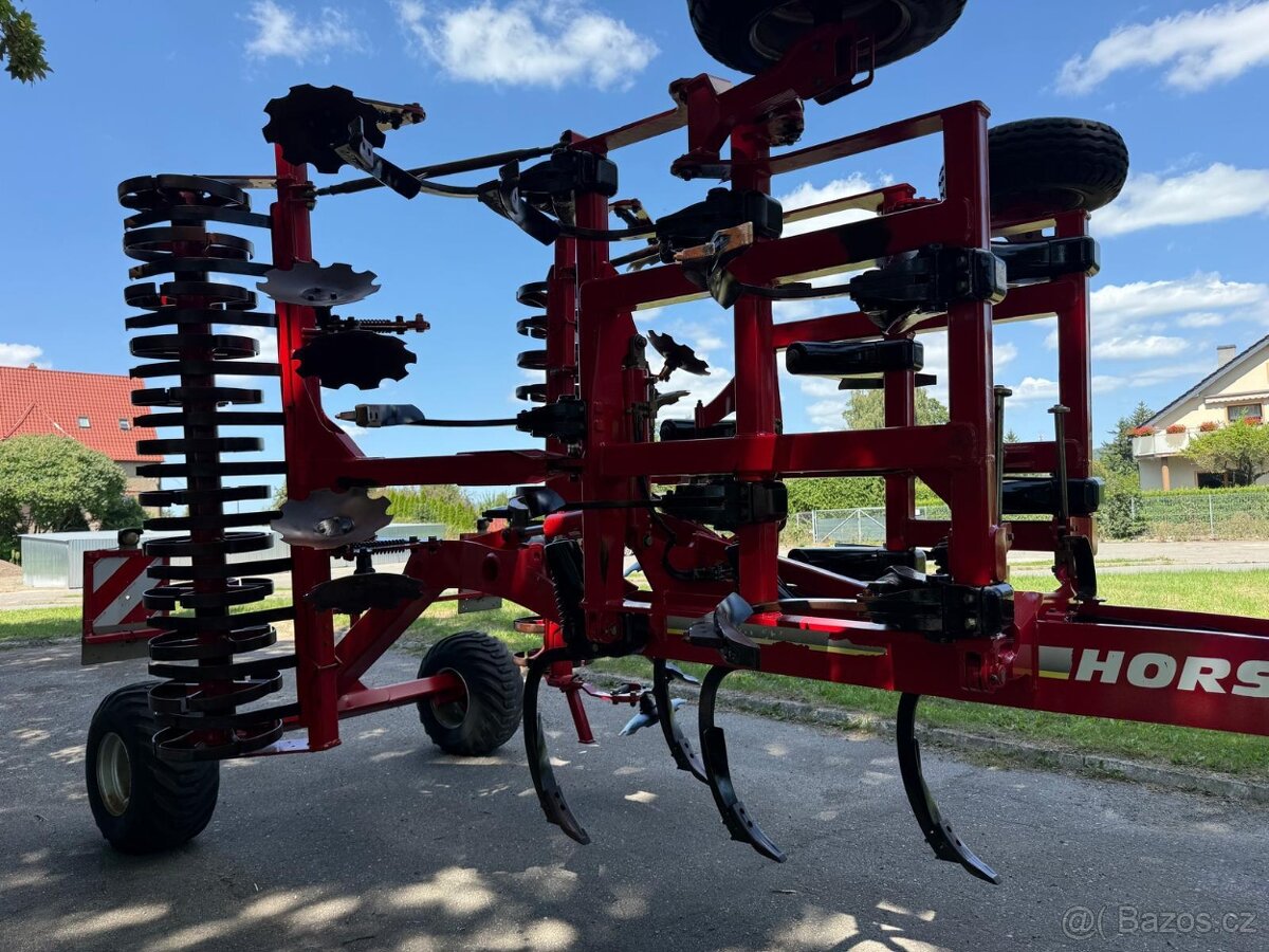 Bezorebný kultivátor Horsch Terrano 5FX, rok výroby: 2012, p - 17