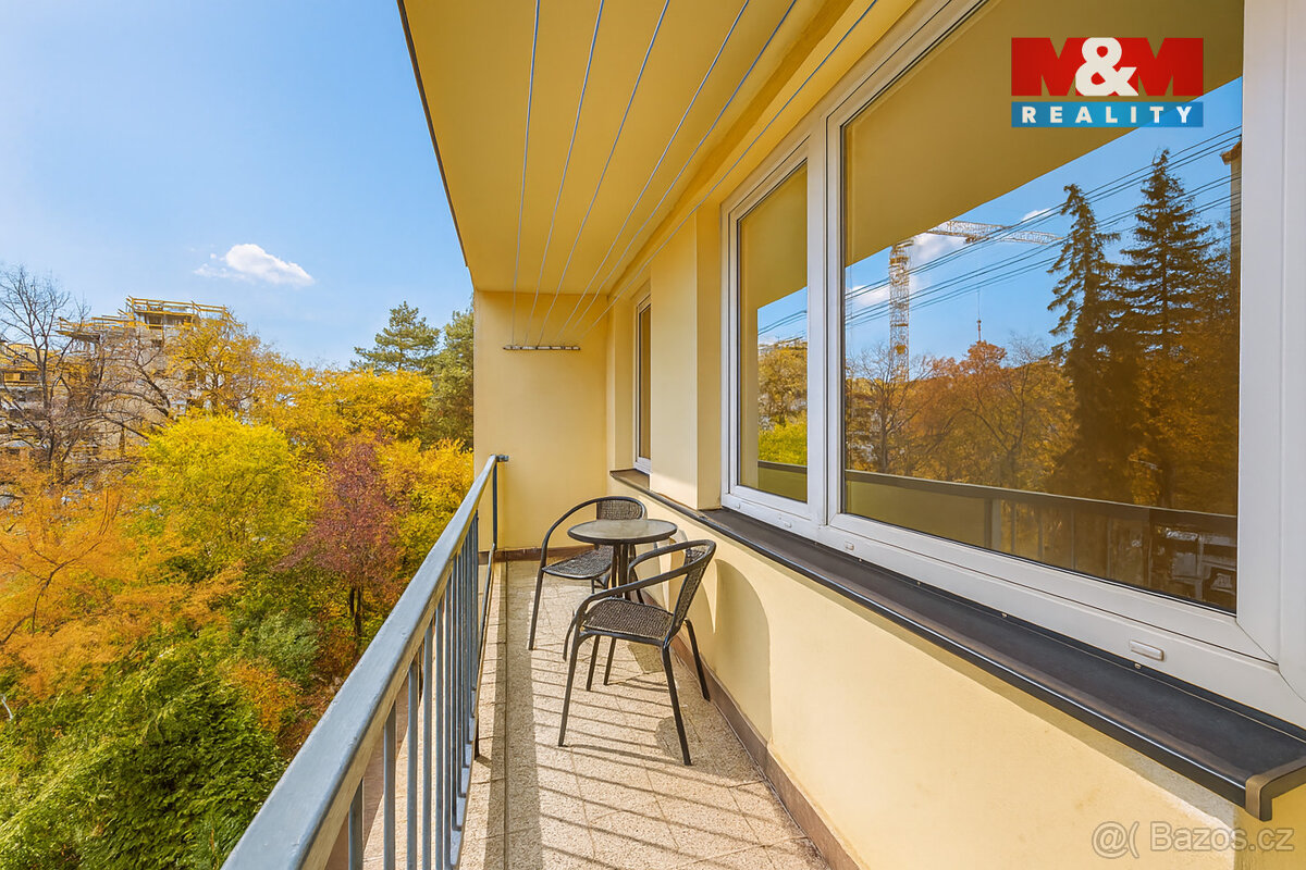 Prodej bytu 3+1, 58 m², Praha, ul. Ostružinová - 17