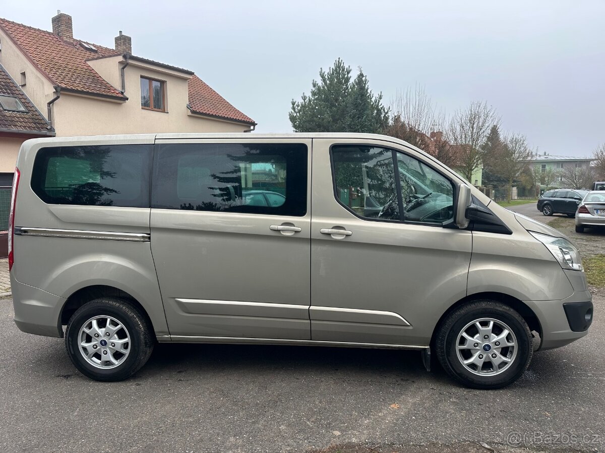 FORD CUSTOM TOURNEO 2,2 TDCI 114 kW NOVÁ STK 8MÍST - 17