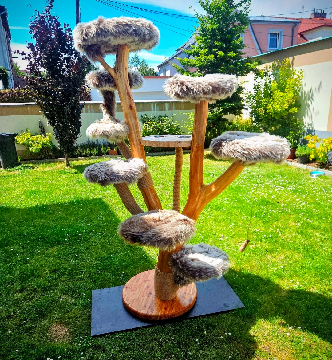 Výroba kočičích stromů - 17