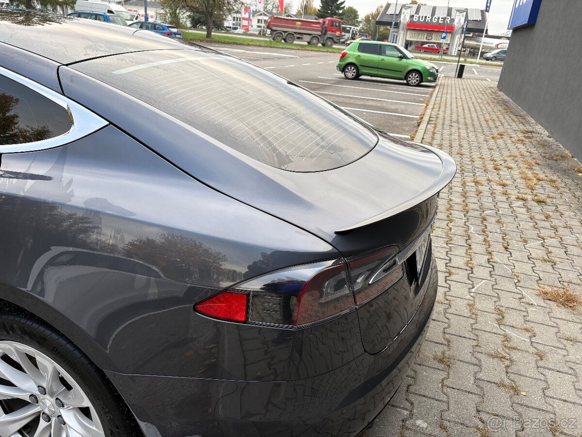TESLA MODEL S 75D 2018 - 17