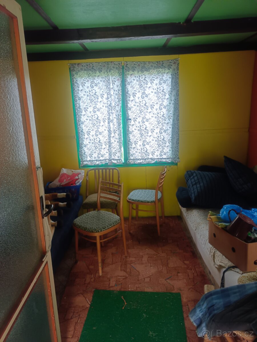 Zahrada s chatkou - 17