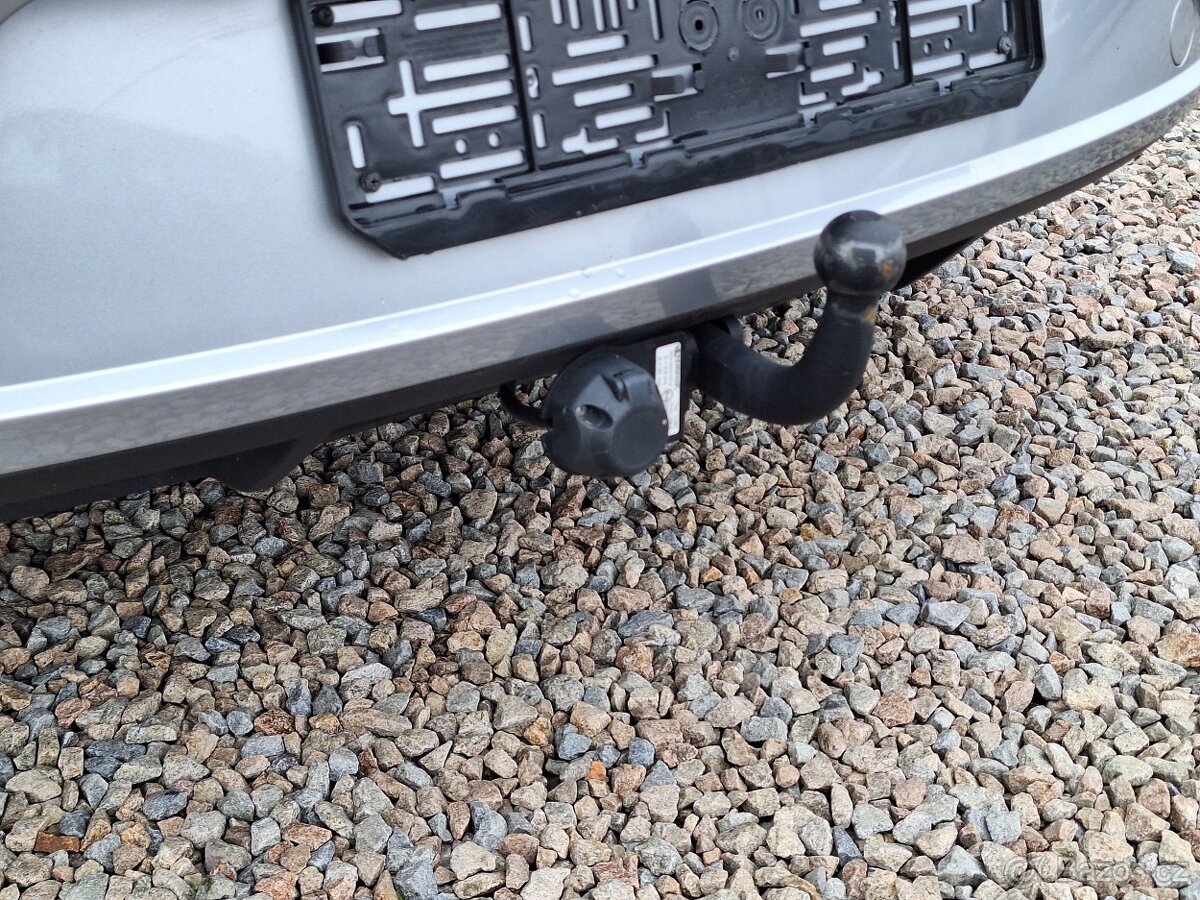 Seat Leon 1.2TSi TOP STAV - 17