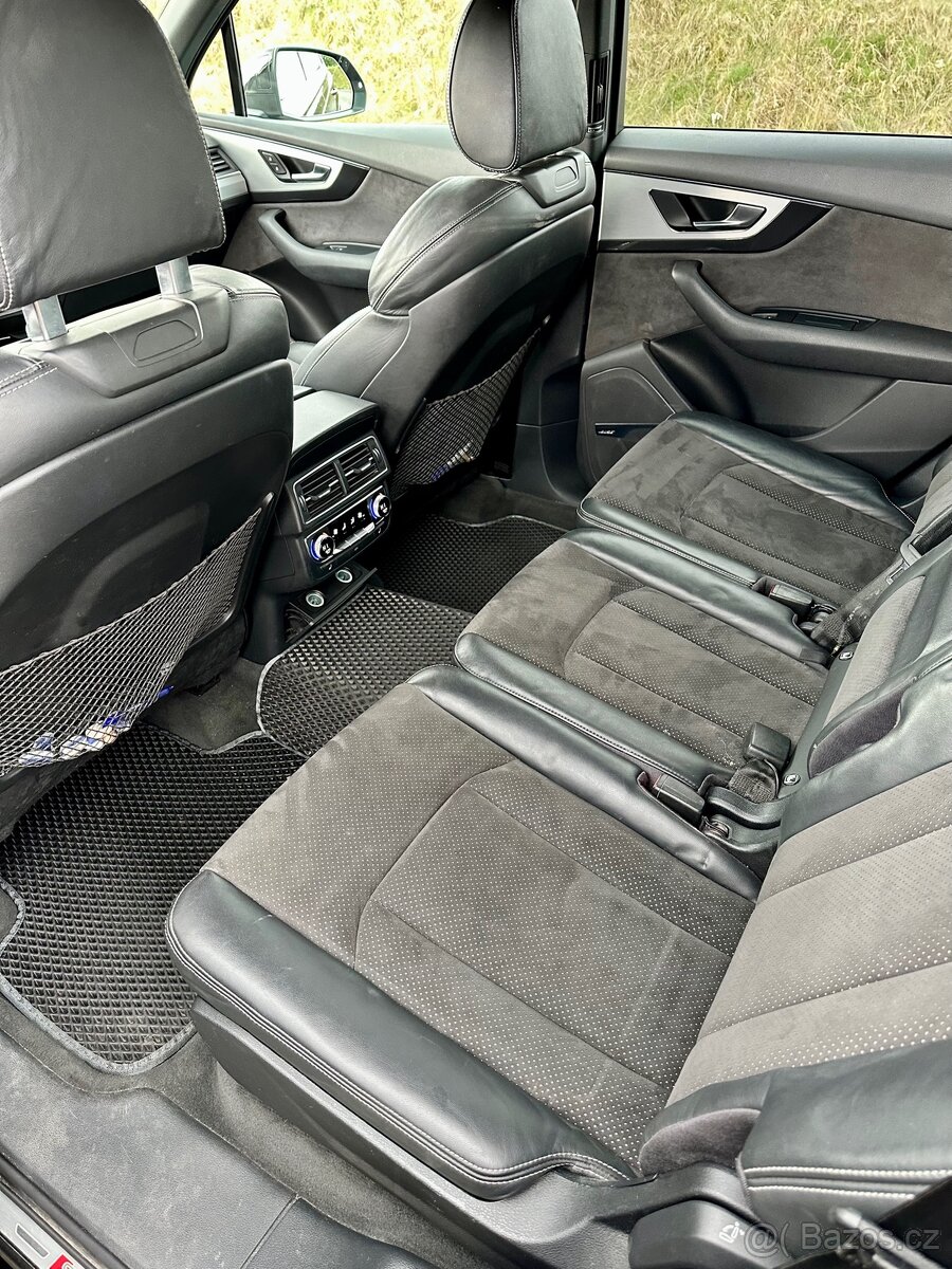 Audi Q7 S-Line - 17