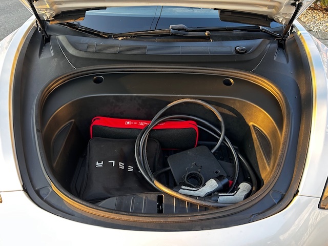 Tesla model 3 Long Range Refresh 4x4, 2021, tažné, DPH - 17