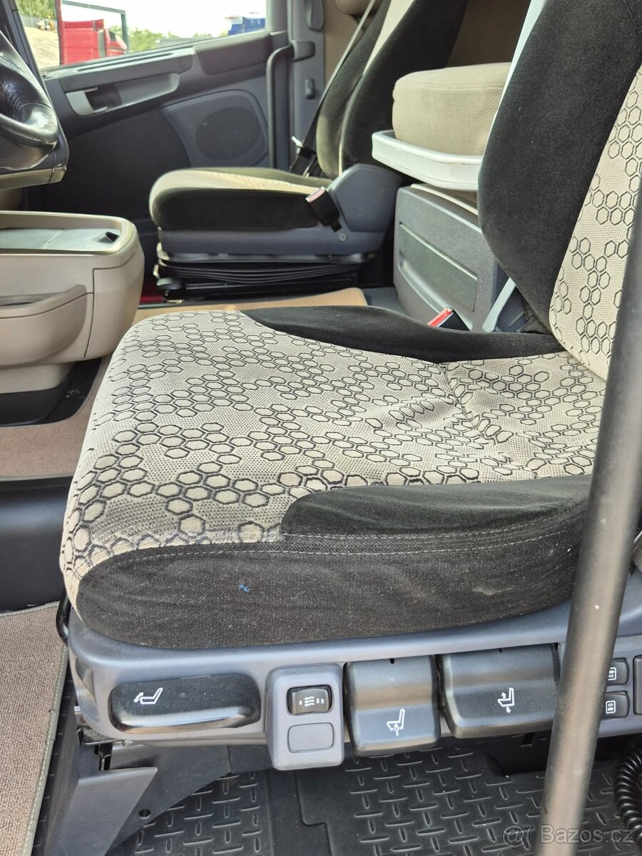 SCANIA R520 V8 TOPLINE-STREAMLINE 2015 - 17