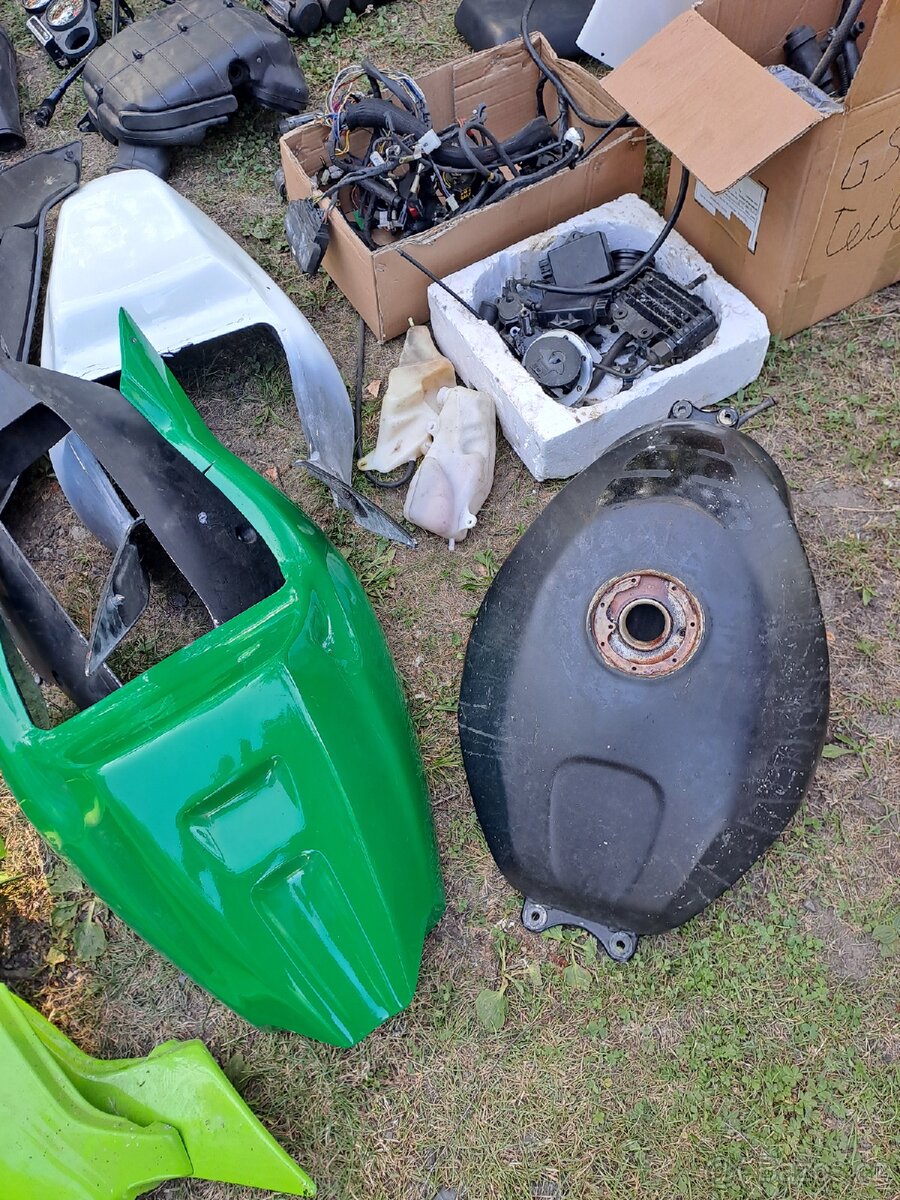 Kawasaki ZXR 750 L - 17