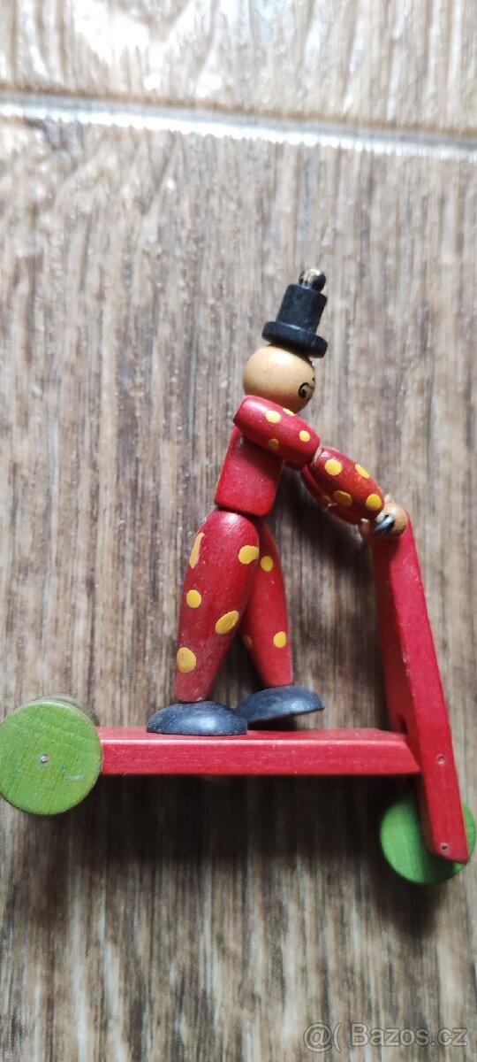 Dřevěné figurky a autíčka - 17