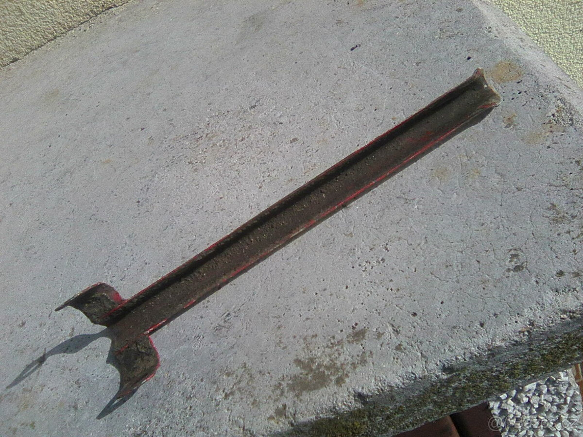 Jawa 250/350 Panelka - p.vidle,podsedlové plechy,n. obrouček - 17