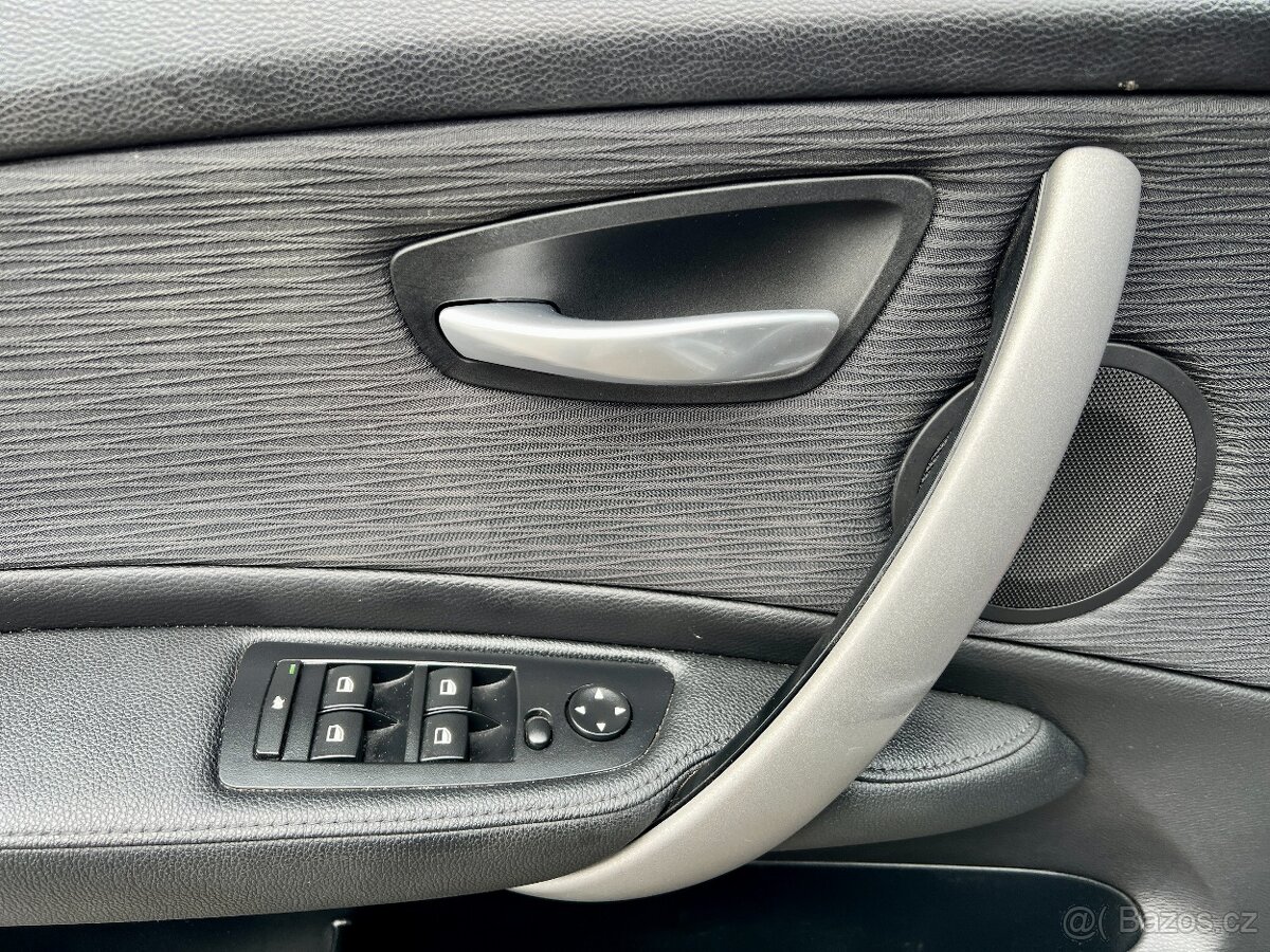 BMW 116i 90 kW Klima,Vyhřevy,Servis - 17