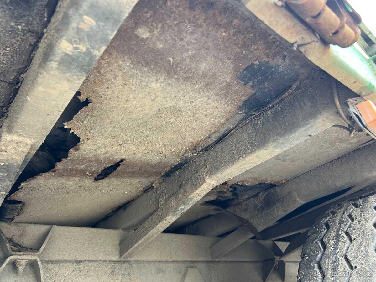 RENAULT PREMIUM 320 6X2 + HR - 17