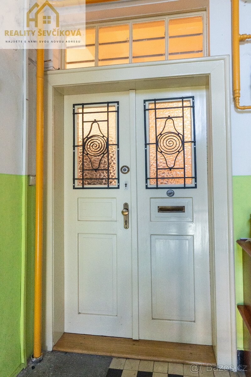 Prodej bytu 2+1, 69 m² – Hradec Králové, ul. Pospíšilova - 17