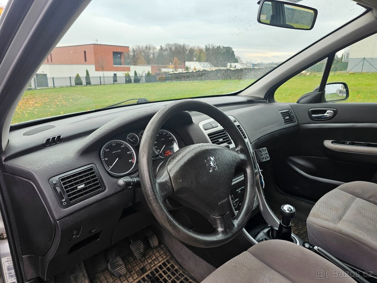 PEUGEOT 307 BREAK 1.4 HDI / TAŽNÉ / NOSIČ / NOVÁ STK/ SERVIS - 17