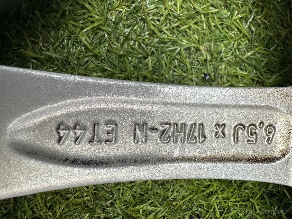 Mercedes GLA/GLB ZIMNÍ SADA 215/65 R17 MICHELIN - 17