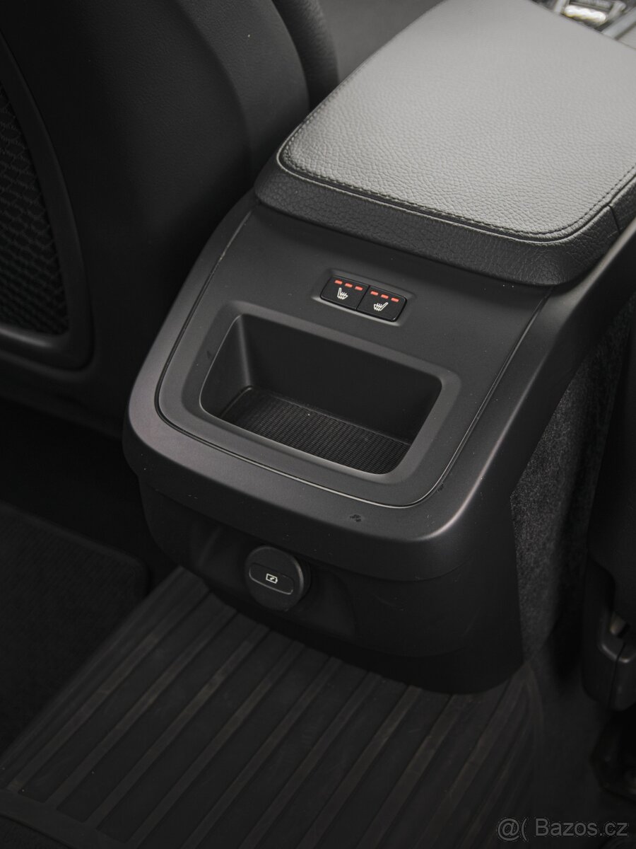 Volvo V90, CC B4 2,0/145kW AWD DPH - 17