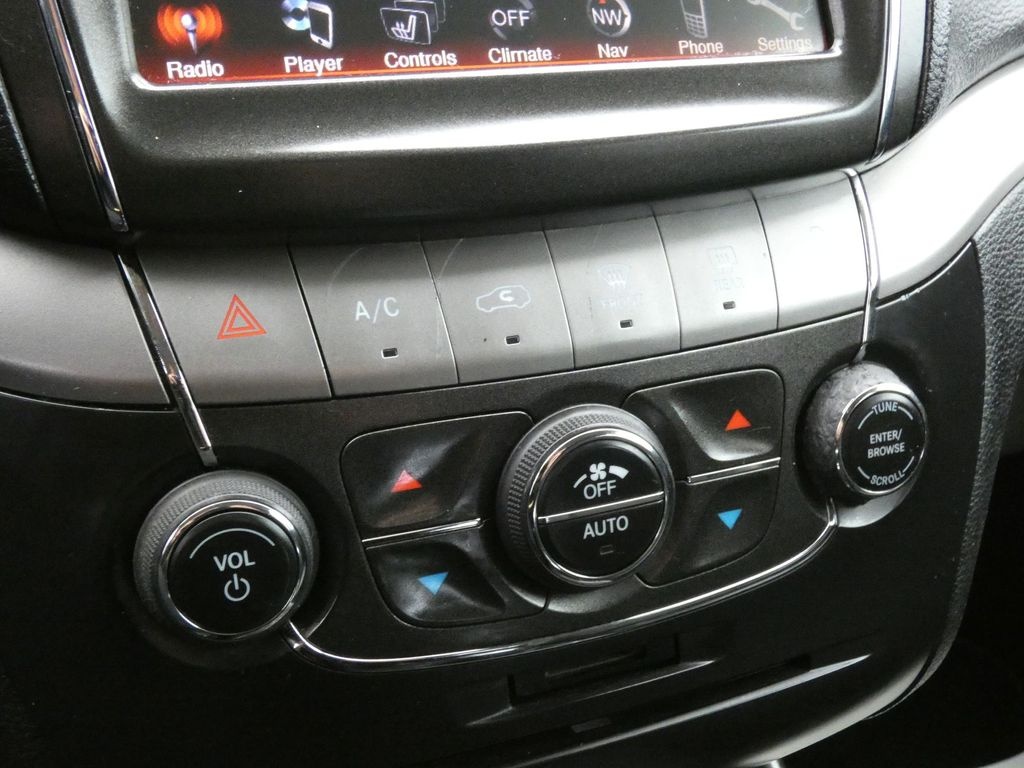 Fiat Freemont 2.0MJT, CROSS TOTÁLNÍ VÝPRODEJ - 17