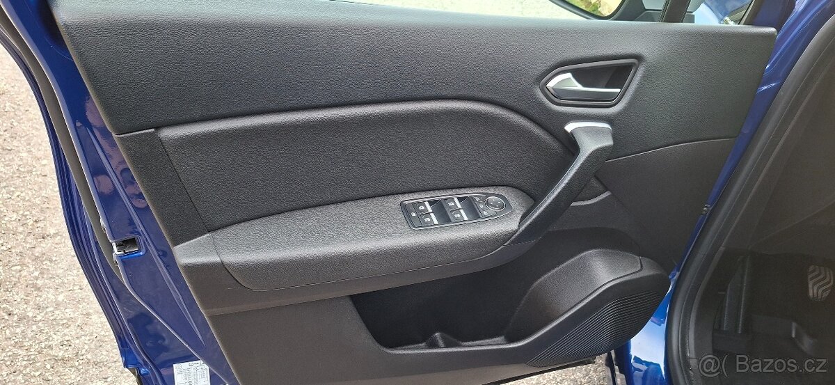 Renault Captur 1.3tce r.v.2020 - 17